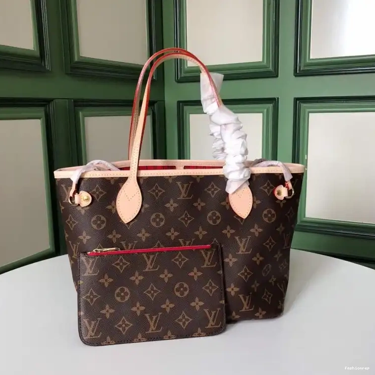 Fashionrepsfam ru LV Bags 19B570266 0825